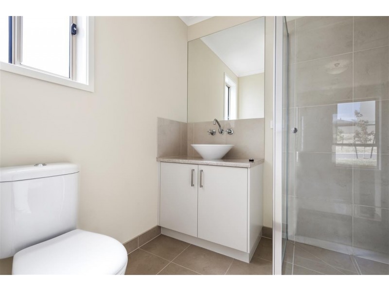 69 Warren Street, Kyneton VIC 3444