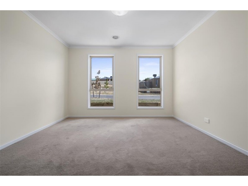 69 Warren Street, Kyneton VIC 3444