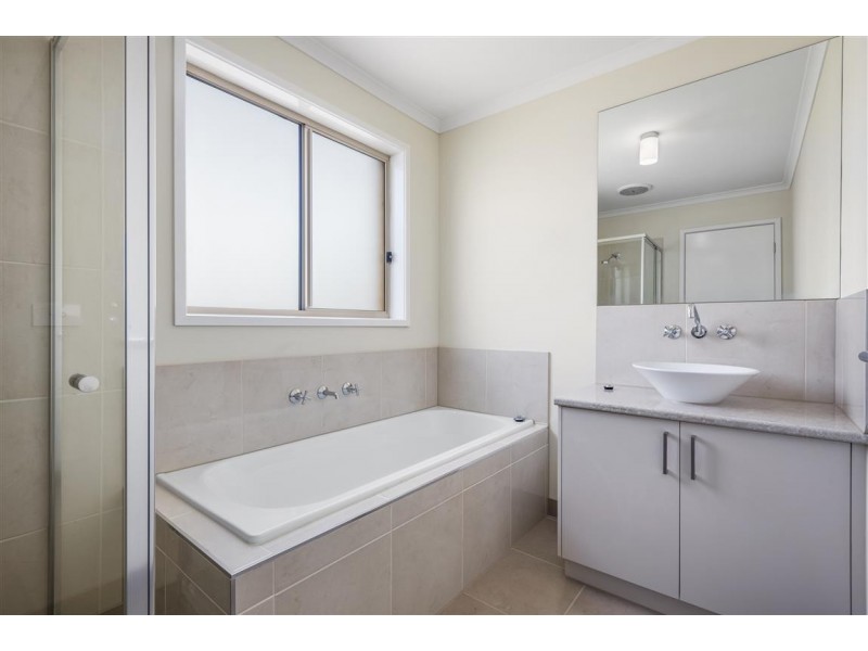 69 Warren Street, Kyneton VIC 3444