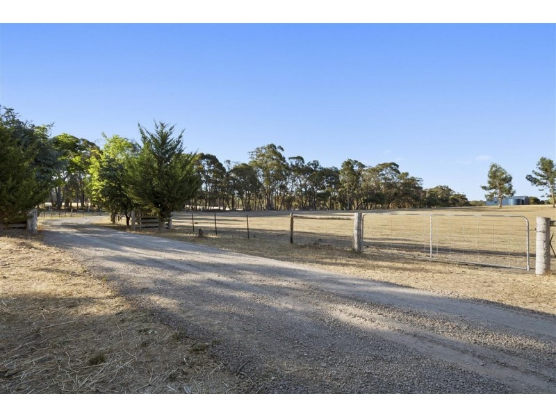 177 Old Drummond Road, Taradale VIC 3447