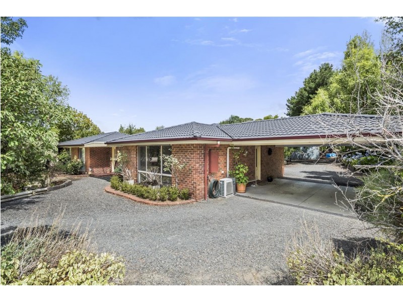 19 Hoadleys Lane, Kyneton VIC 3444