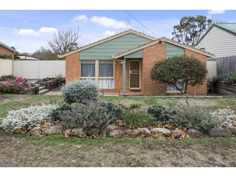 31 Jacobs Avenue, Kyneton VIC 3444