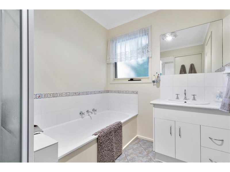31 Jacobs Avenue, Kyneton VIC 3444