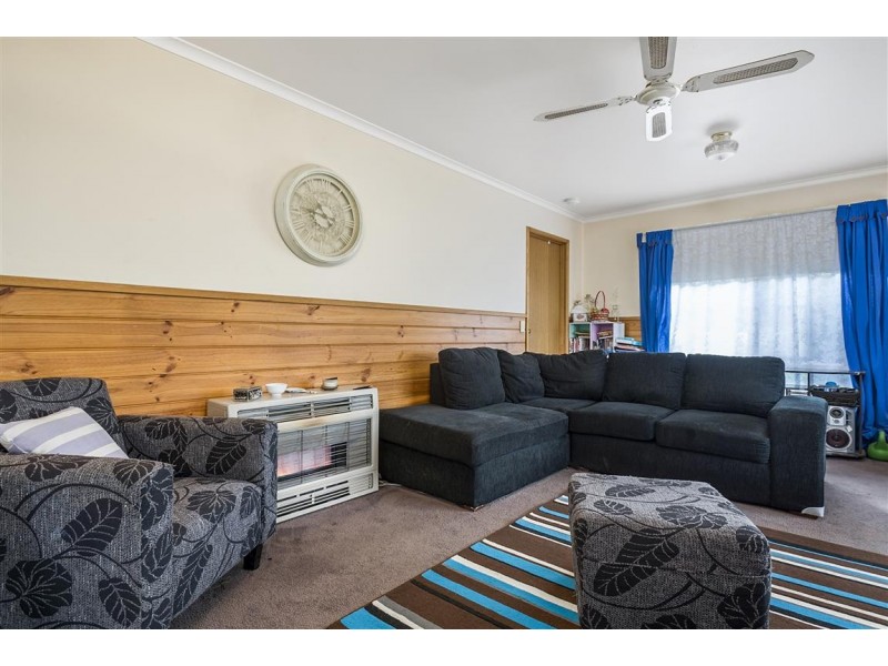 23 Castles Crescent, Kyneton VIC 3444