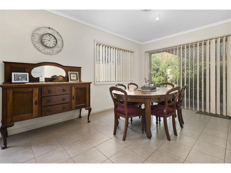 2/95 Beauchamp Street, Kyneton VIC 3444