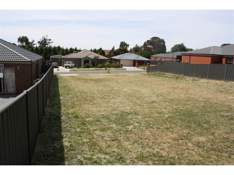 86 Caroline Chisholm Drive, Kyneton VIC 3444