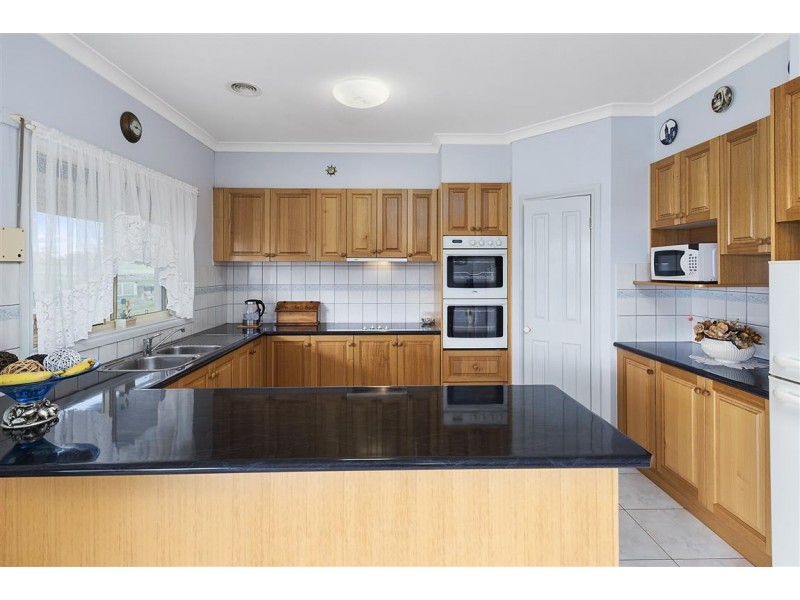 23 South Sebastopol Road, Kyneton VIC 3444