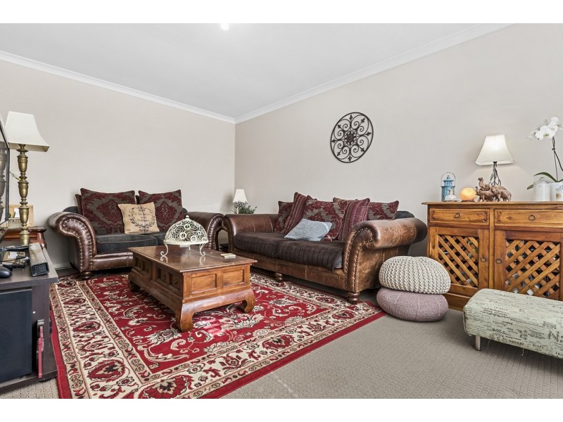 22 Caroline Chisholm Drive, Kyneton VIC 3444