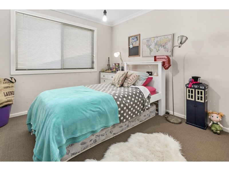 22 Caroline Chisholm Drive, Kyneton VIC 3444