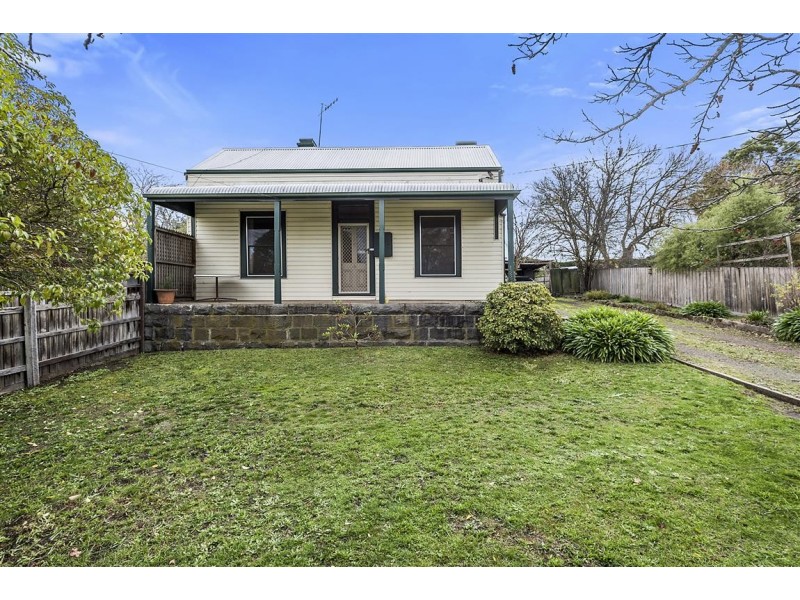 11 Maxwell Street, Kyneton VIC 3444