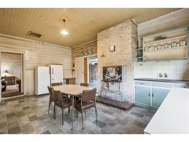11 Maxwell Street, Kyneton VIC 3444