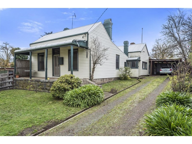 11 Maxwell Street, Kyneton VIC 3444