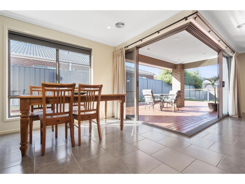 65 Caroline Chisholm Drive, Kyneton VIC 3444