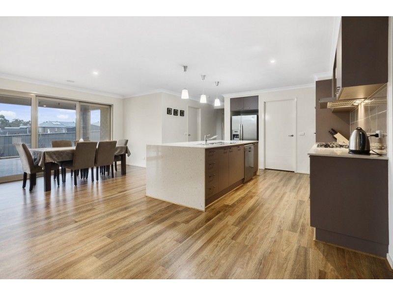 5 Kelly Close, Kyneton VIC 3444