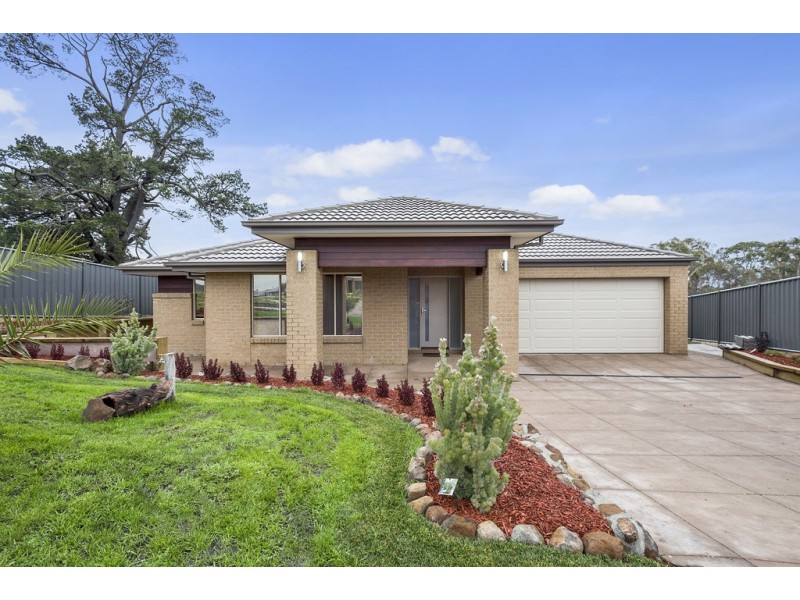 5 Kelly Close, Kyneton VIC 3444