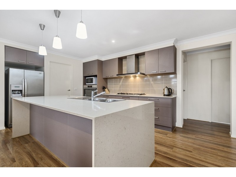 5 Kelly Close, Kyneton VIC 3444