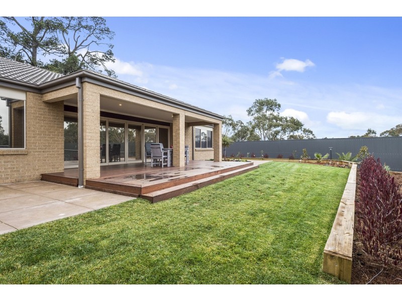 5 Kelly Close, Kyneton VIC 3444