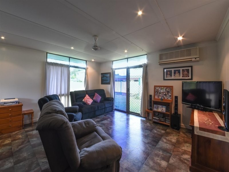 6 O’Hanlon Crescent, Mount Julian QLD 4800