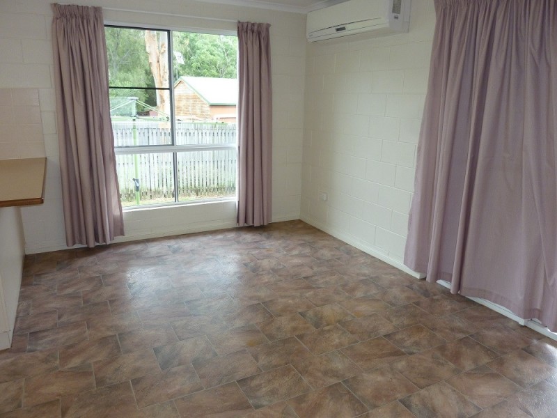 25 STORMVOGEL DRIVE, Jubilee Pocket QLD 4802