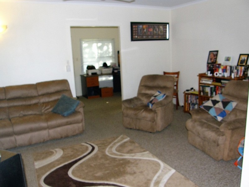 7 ATKINSON STREET, Proserpine QLD 4800