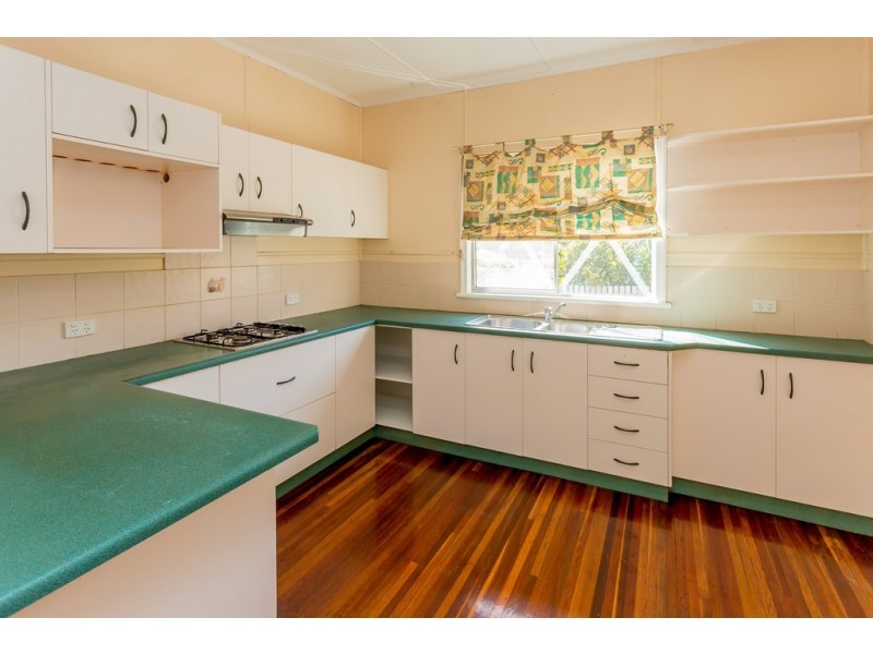 42 Ruge Street, Proserpine QLD 4800