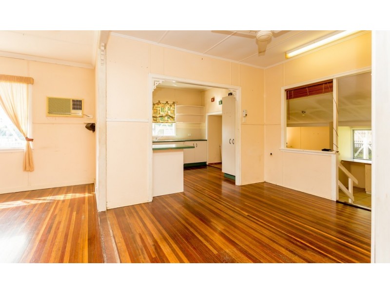 42 Ruge Street, Proserpine QLD 4800