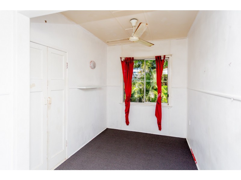 42 Ruge Street, Proserpine QLD 4800