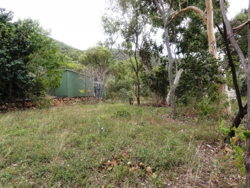 8 Saddleback Drive, Hideaway Bay QLD 4800