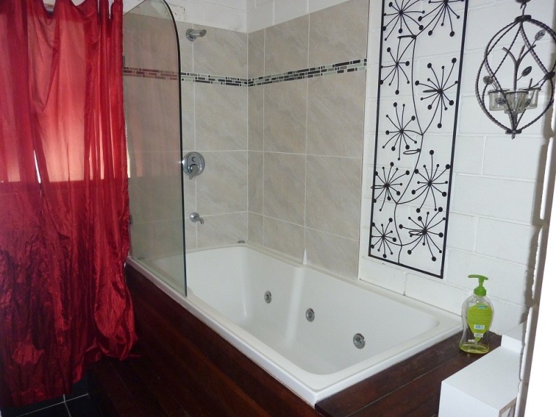 43 Airlie Crescent, Airlie Beach QLD 4802