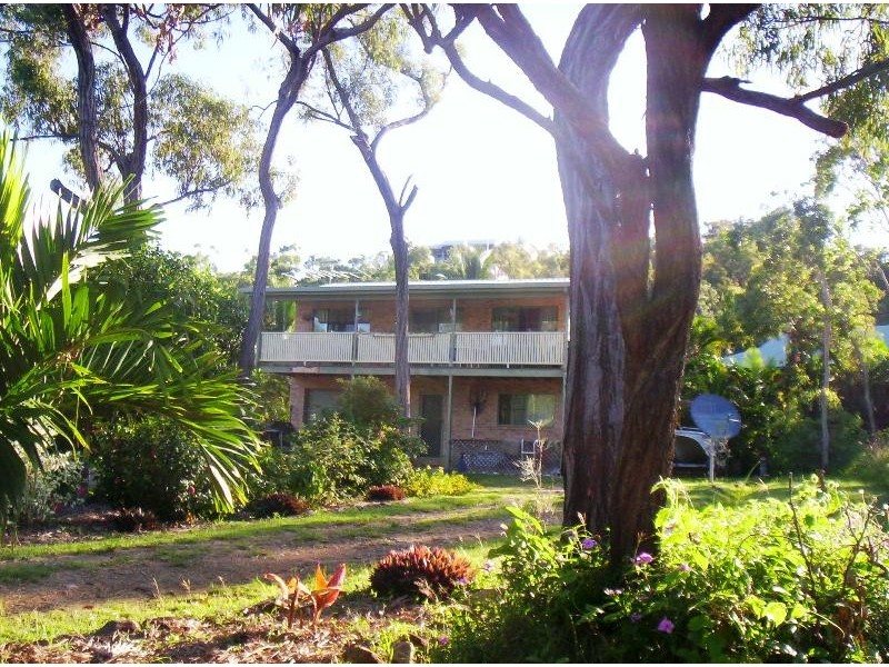63 Gloucester Av., Hideaway Bay QLD 4800
