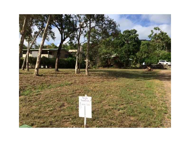 65 Gloucester Avenue, Hideaway Bay QLD 4800