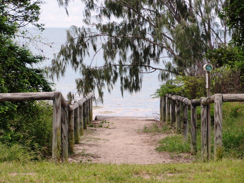 65 Gloucester Avenue, Hideaway Bay QLD 4800