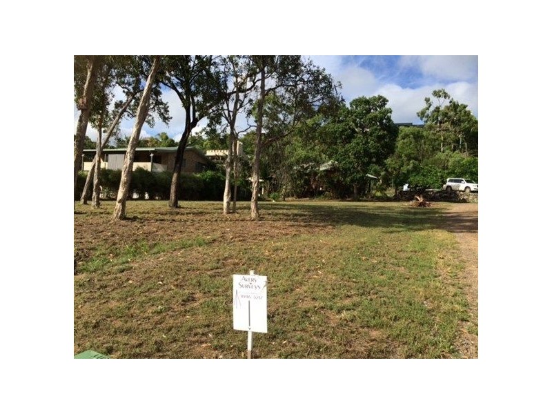 65 Gloucester Avenue, Hideaway Bay QLD 4800