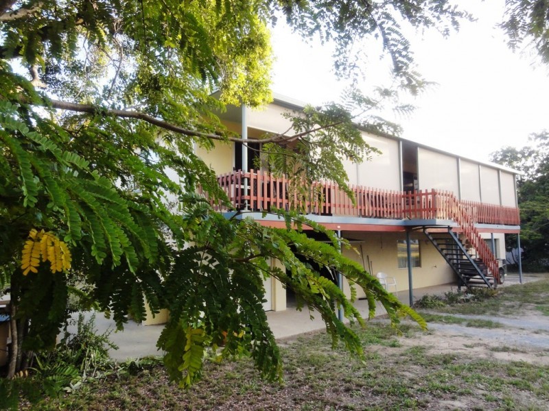 38 Pioneer Drive, Dingo Beach QLD 4800