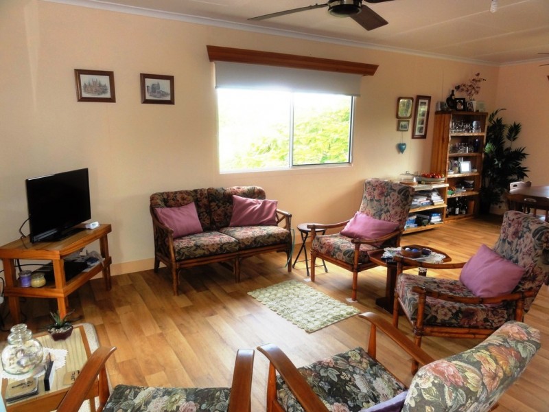 38 Pioneer Drive, Dingo Beach QLD 4800