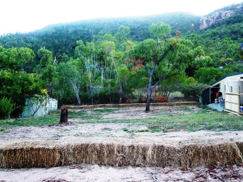 107 Gloucester Avenue, Hideaway Bay QLD 4800
