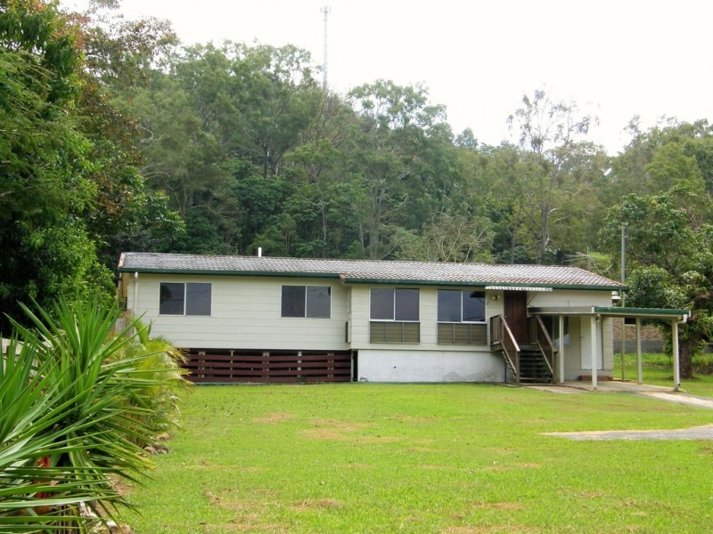 1 USHER ROAD, Mount Julian QLD 4800