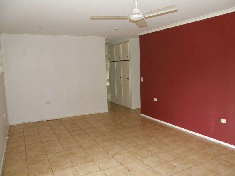 1 USHER ROAD, Mount Julian QLD 4800