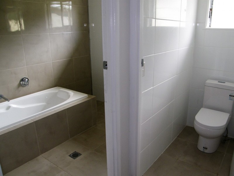 1 USHER ROAD, Mount Julian QLD 4800