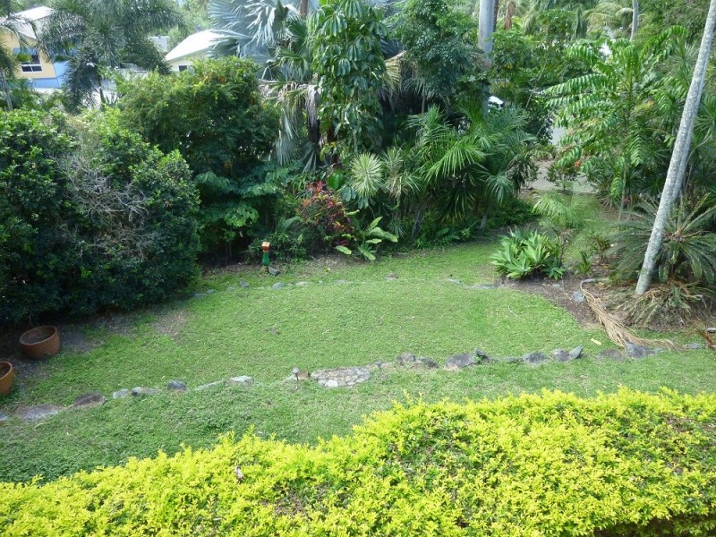 7 COUNTRY ROAD, Cannonvale QLD 4802