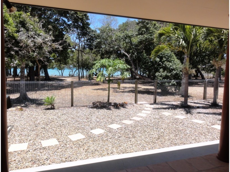 37 Pioneer Drive, Dingo Beach QLD 4800