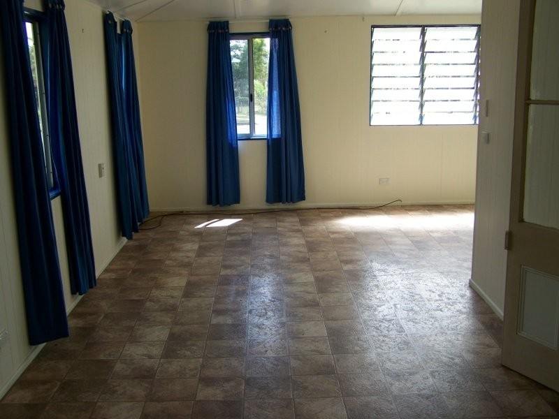 96 Faust St, Proserpine QLD 4800