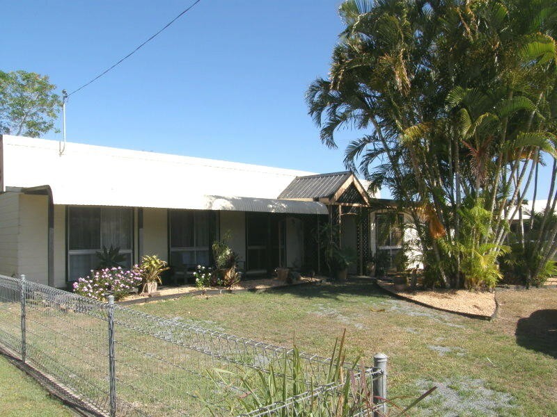 11 Atkinson Street, Proserpine QLD 4800