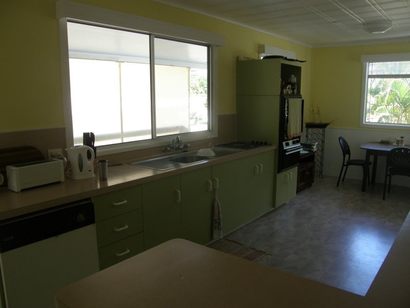 2 Burton Street, Midge Point QLD 4799