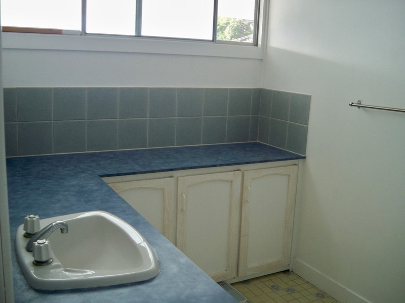 2 Burton Street, Midge Point QLD 4799