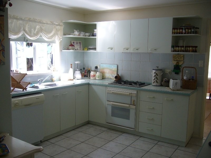 132 Shute Harbour Road, Cannonvale QLD 4802