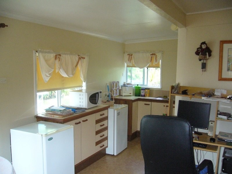 132 Shute Harbour Road, Cannonvale QLD 4802