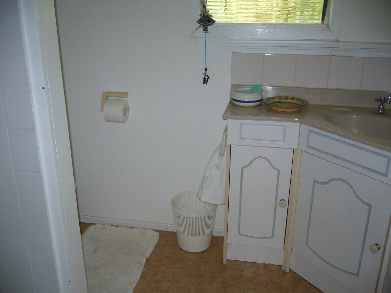 132 Shute Harbour Road, Cannonvale QLD 4802