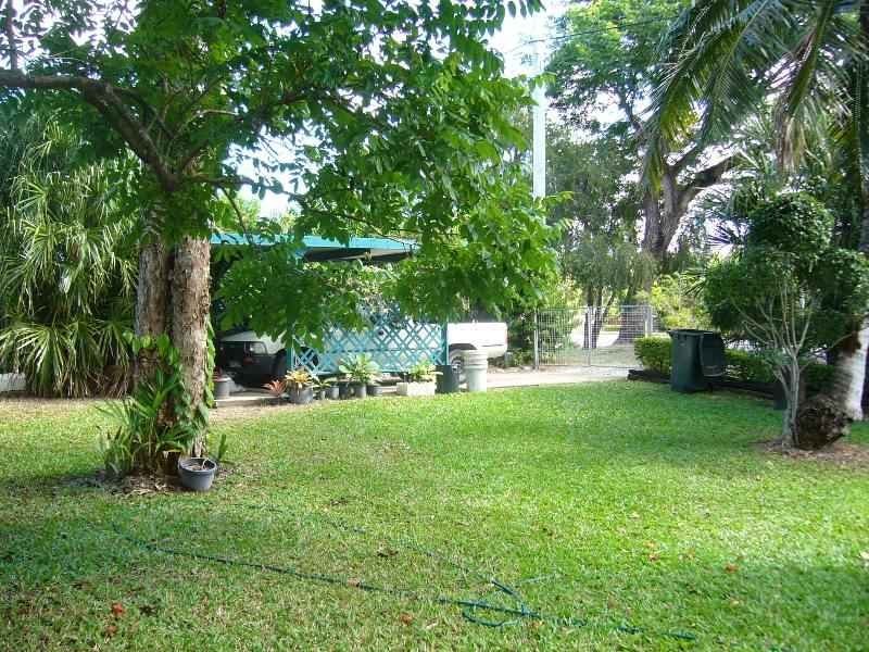 132 Shute Harbour Road, Cannonvale QLD 4802