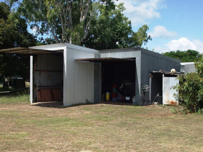 5 Olive Street, Dingo Beach QLD 4800